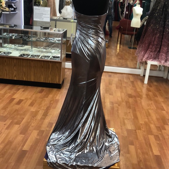 ⭐️SOLD⭐️ Silver-purple prom dress - Picture 4 of 8